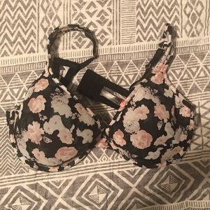 Flowered bra 42D
